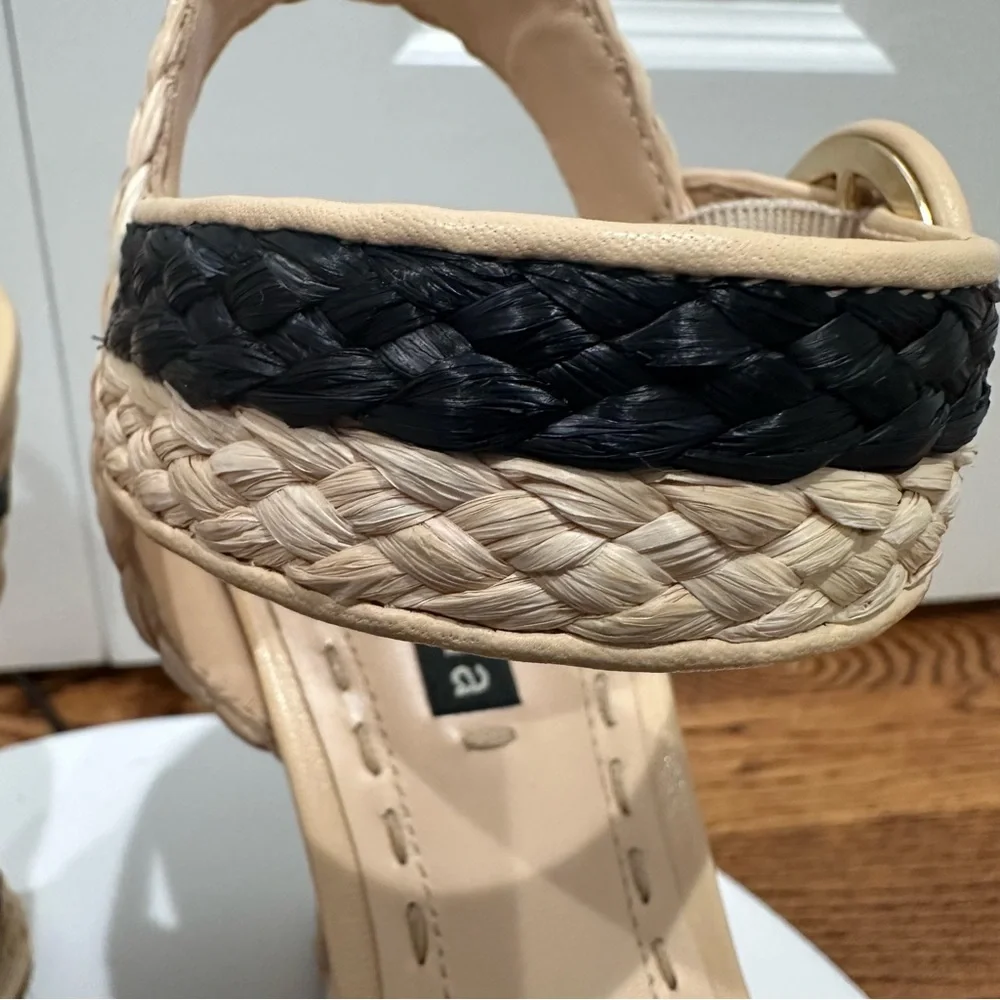Alice + Olivia Rafia Woven 1” Platform Black Tan Straw Summer Wedge Sandal Size9